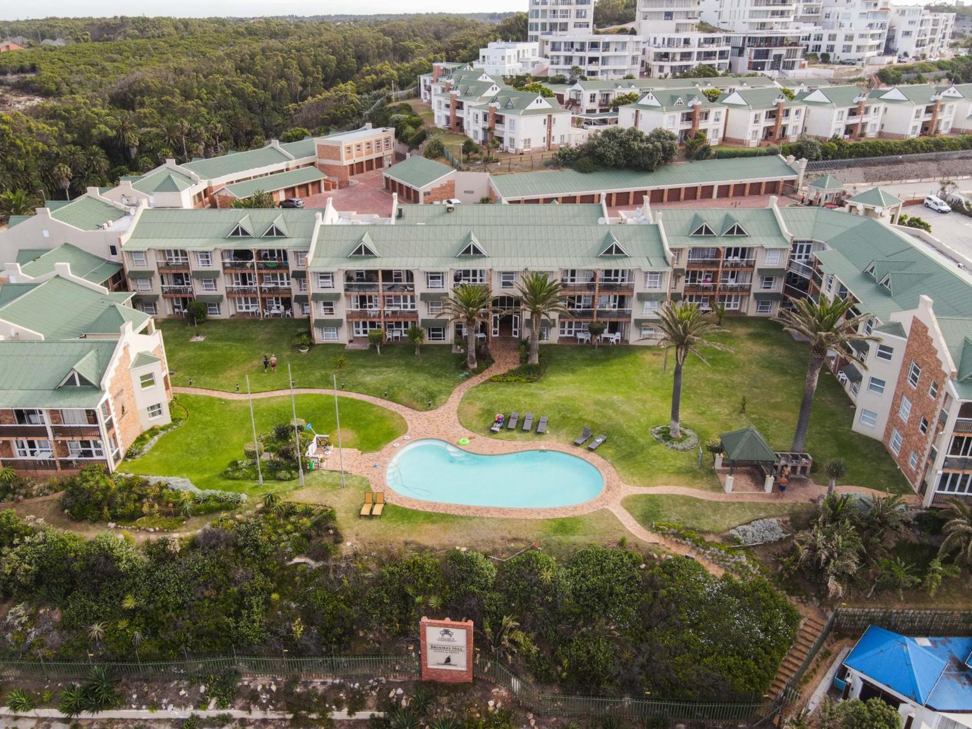 157 Brookes Hill Suites Near The Beach Port Elizabeth Exterior foto